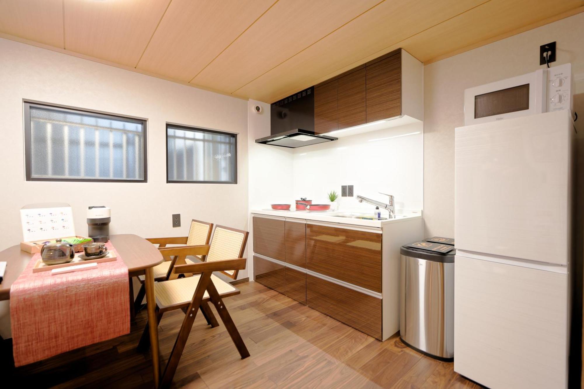 Villa 璞（haku）日式旅馆/新宿繁华区域/東新宿駅徒歩4分/免費wifi/最大可入住7人 *